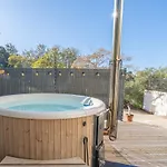 Evasion Mediterraneenne, Room, Bain Nordique Appartement