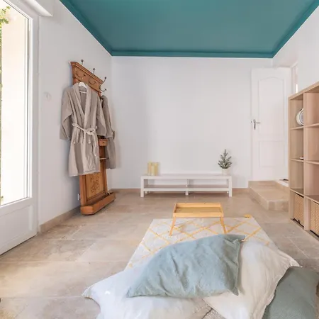 Evasion Mediterraneenne, Room, Bain Nordique